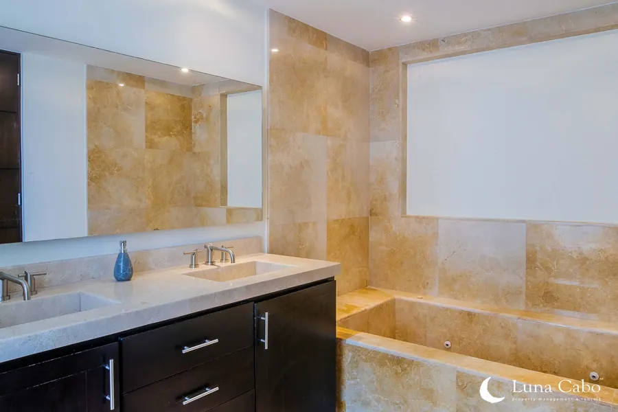 Oceanview Luxury Villa w/ Pool, Hot Tub, BBQ Area